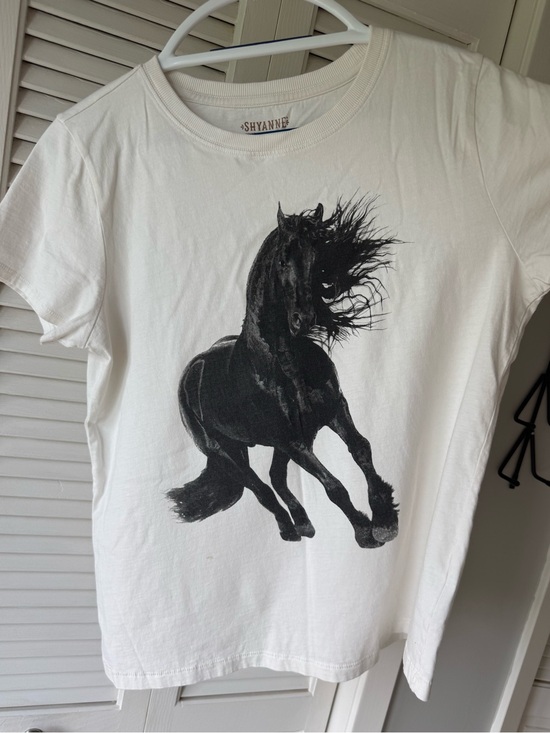 Shyanne Tops - Shyanne t-shirt